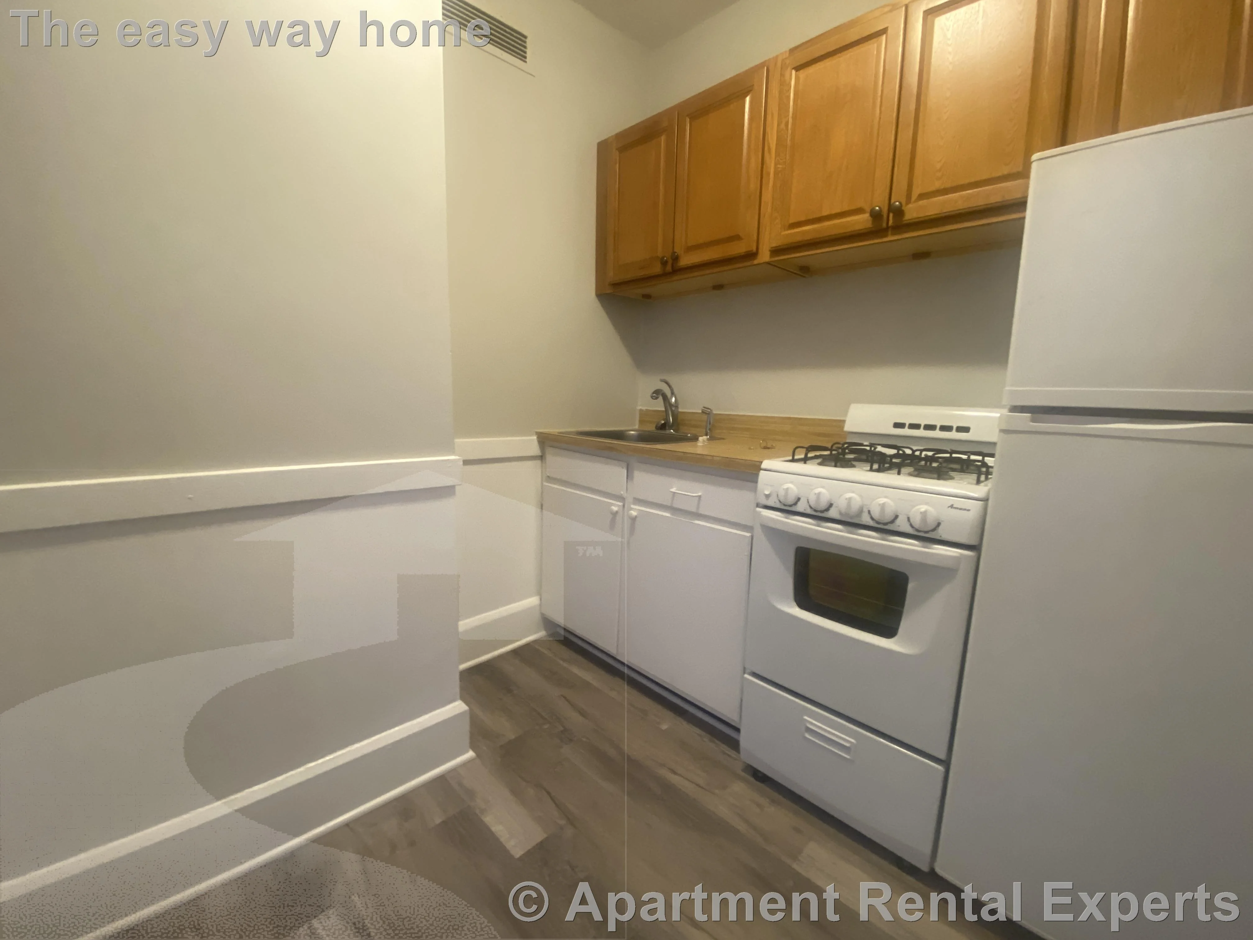 Studio bed, 1 bath apartment for rent at 156-158 Summer St Unit 301, Spring Hill — photo 4 of 7