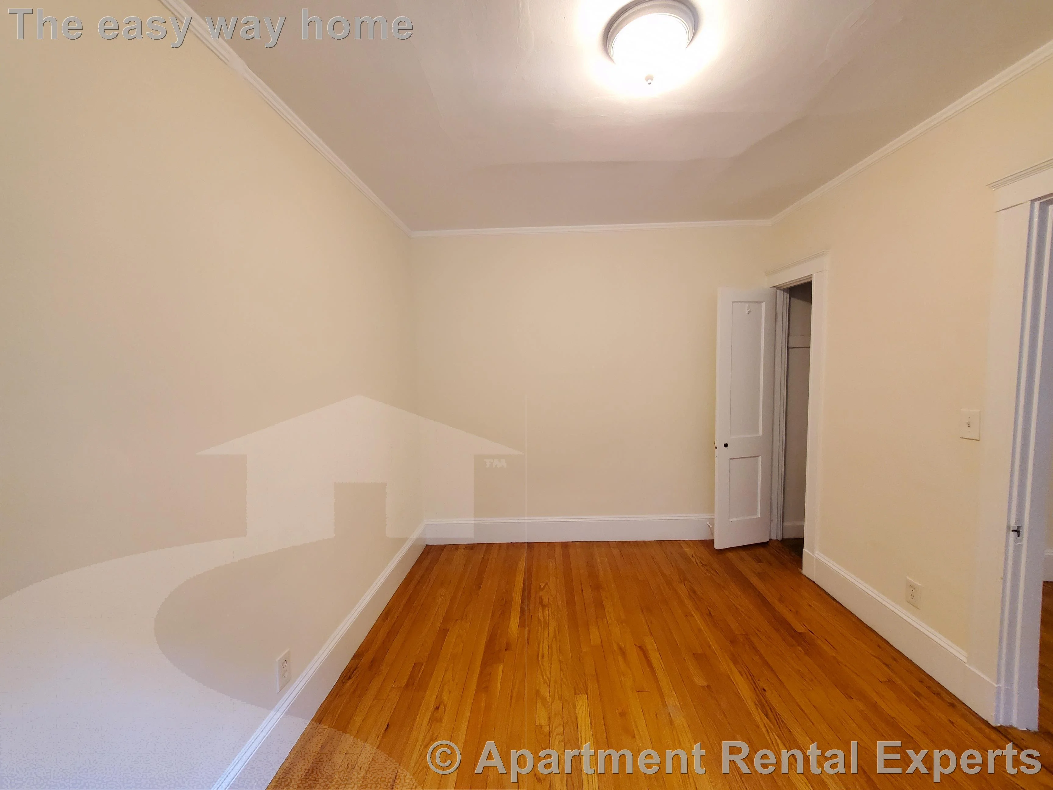 1 bed, 1 bath apartment for rent at 156-158 Summer St Unit 307, Spring Hill — photo 4 of 9