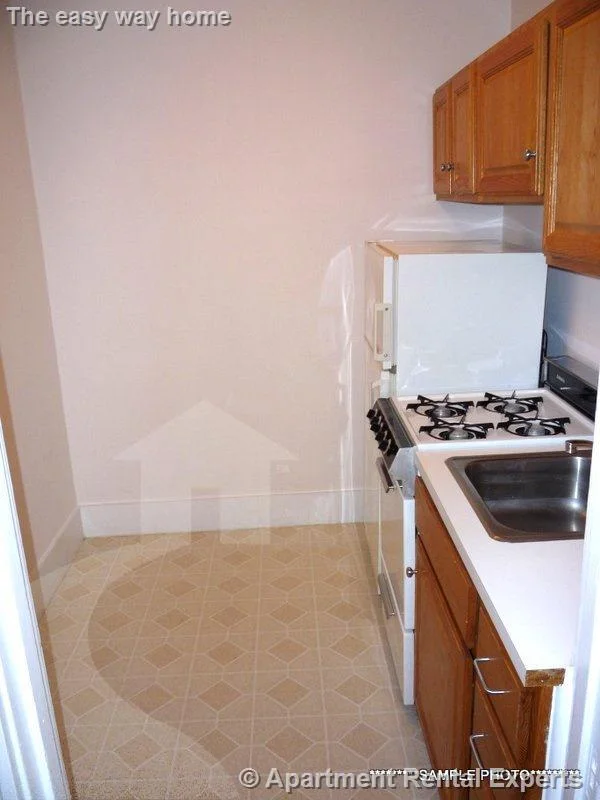 Studio bed, 1 bath apartment for rent at 156-158 Summer St Unit 401, Spring Hill — photo 2 of 4