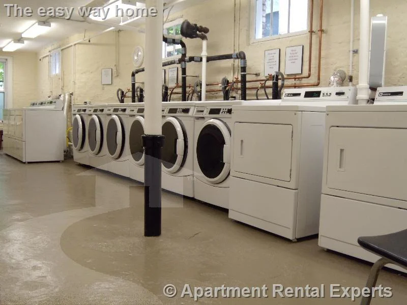 1 bed, 1 bath apartment for rent at 156-158 Summer St Unit 405, Spring Hill — photo 8 of 8