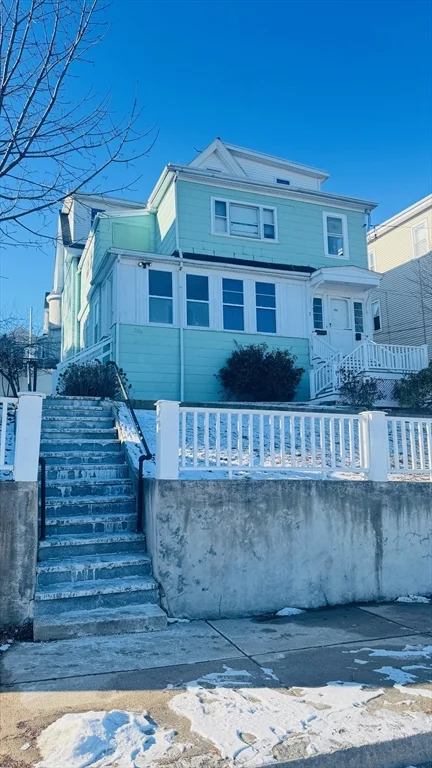 4 bed, 1 bath apartment for rent at 156 Campbell Ave Unit 1, Revere — photo 3 of 3