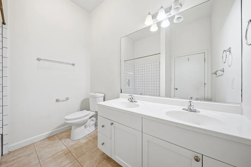 2 bed, 1 bath apartment for rent at 156 Chelsea St Unit 103, East Boston — photo 16 of 27