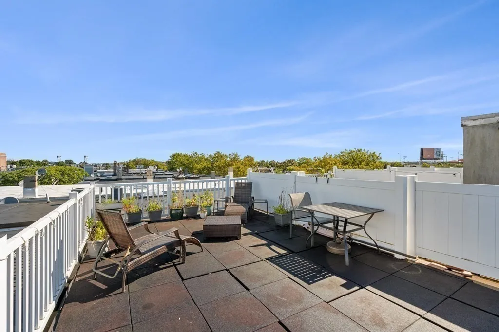 2 bed, 1 bath apartment for rent at 156 Chelsea St Unit 103, East Boston — photo 19 of 27