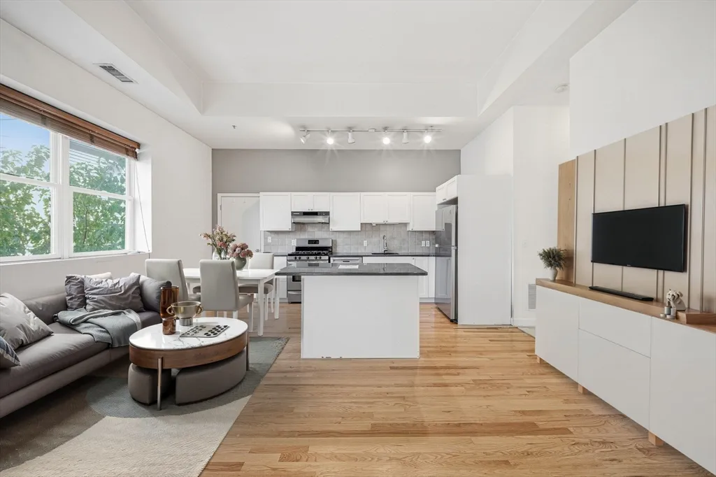 2 bed, 1 bath apartment for rent at 156 Chelsea St Unit 103, East Boston