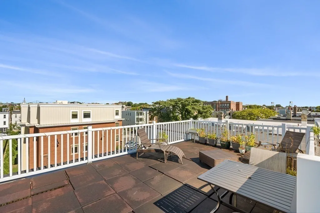 2 bed, 1 bath apartment for rent at 156 Chelsea St Unit 103, East Boston — photo 20 of 27