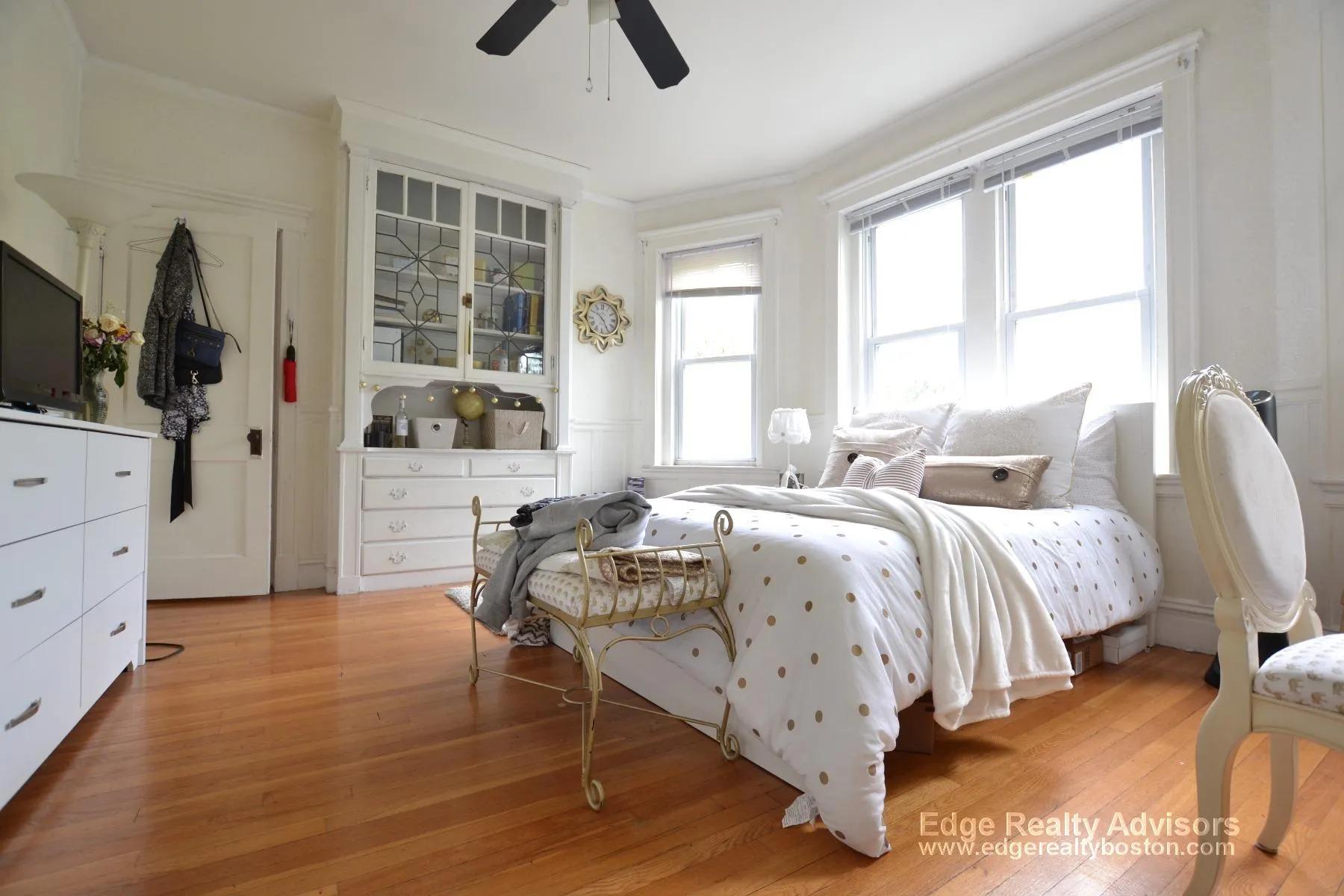 4 bed, 2 bath apartment for rent at 156 Coolidge St Unit 3, Washington Square — photo 2 of 13