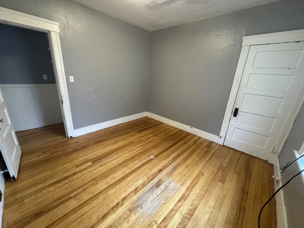 3 bed, 1 bath apartment for rent at 156 Fairmont Ave Unit 2, Worcester — photo 8 of 18