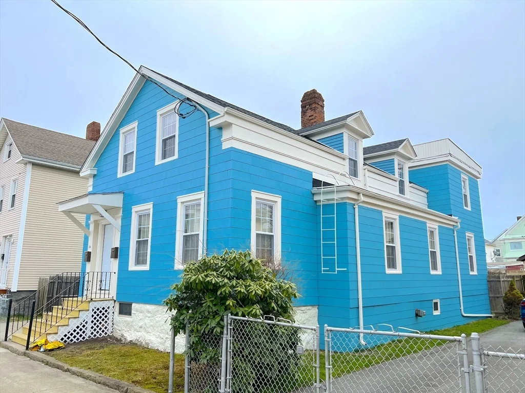 3 bed, 1 bath apartment for rent at 156 Grinnell Unit 2, New Bedford — photo 10 of 11