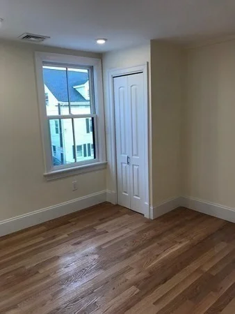 4 bed, 2 bath apartment for rent at 156 Hampshire St Unit 2, Cambridgeport — photo 14 of 24