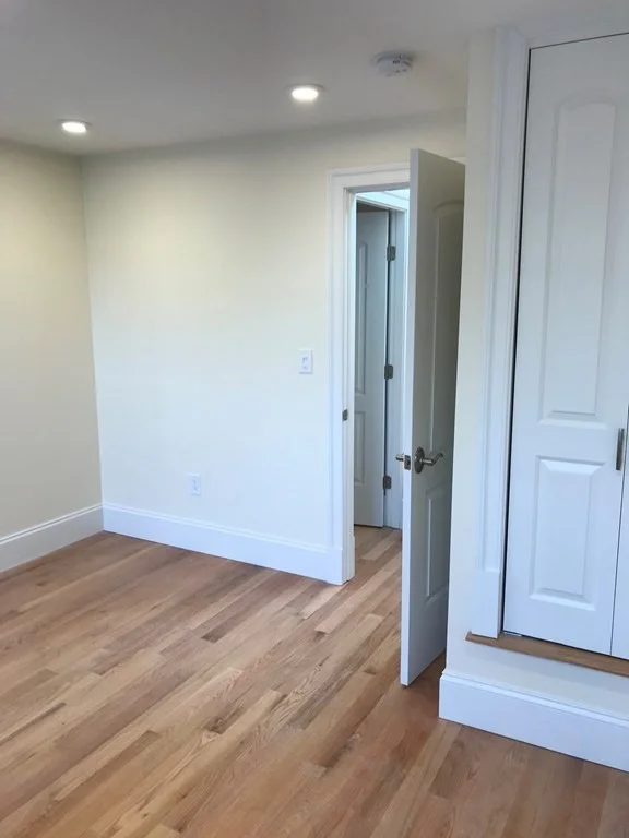 4 bed, 2 bath apartment for rent at 156 Hampshire St Unit 2, Cambridgeport — photo 16 of 24
