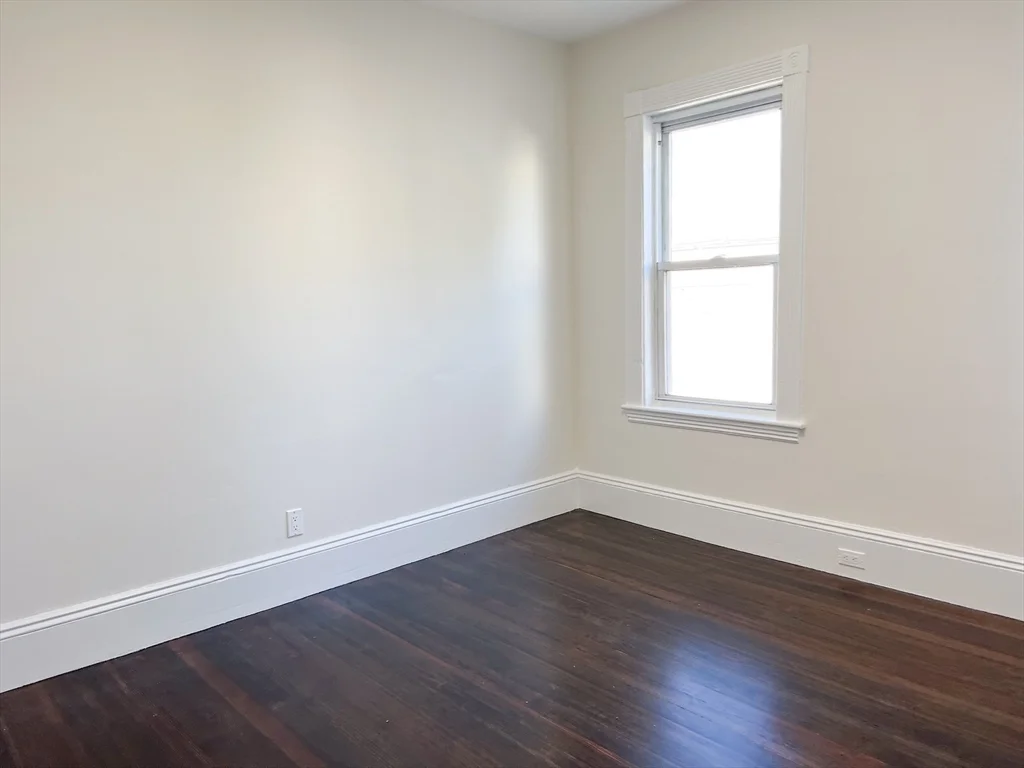 3 bed, 1 bath apartment for rent at 156 Homes Ave Unit 2, Dorchester — photo 10 of 20