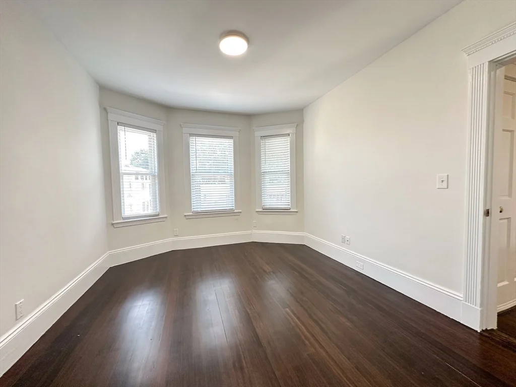 3 bed, 1 bath apartment for rent at 156 Homes Ave Unit 3, Dorchester — photo 9 of 20