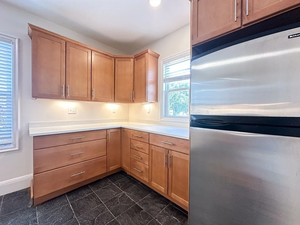 3 bed, 1 bath apartment for rent at 156 Homes Ave Unit 3, Dorchester — photo 4 of 20