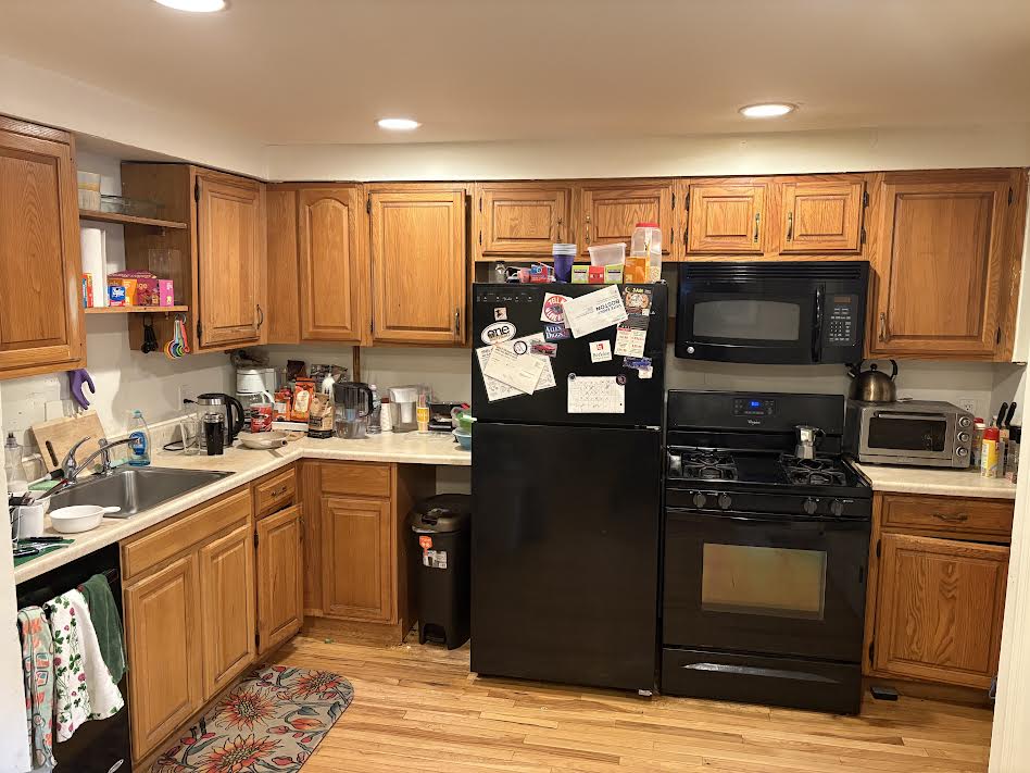 5 bed, 2 bath apartment for rent at 156 Kelton, Allston — photo 3 of 10
