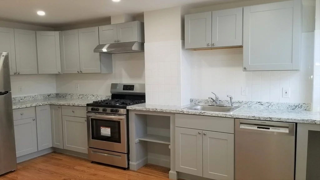 2 bed, 1 bath apartment for rent at 156 Lexington Unit 3, East Boston — photo 3 of 17