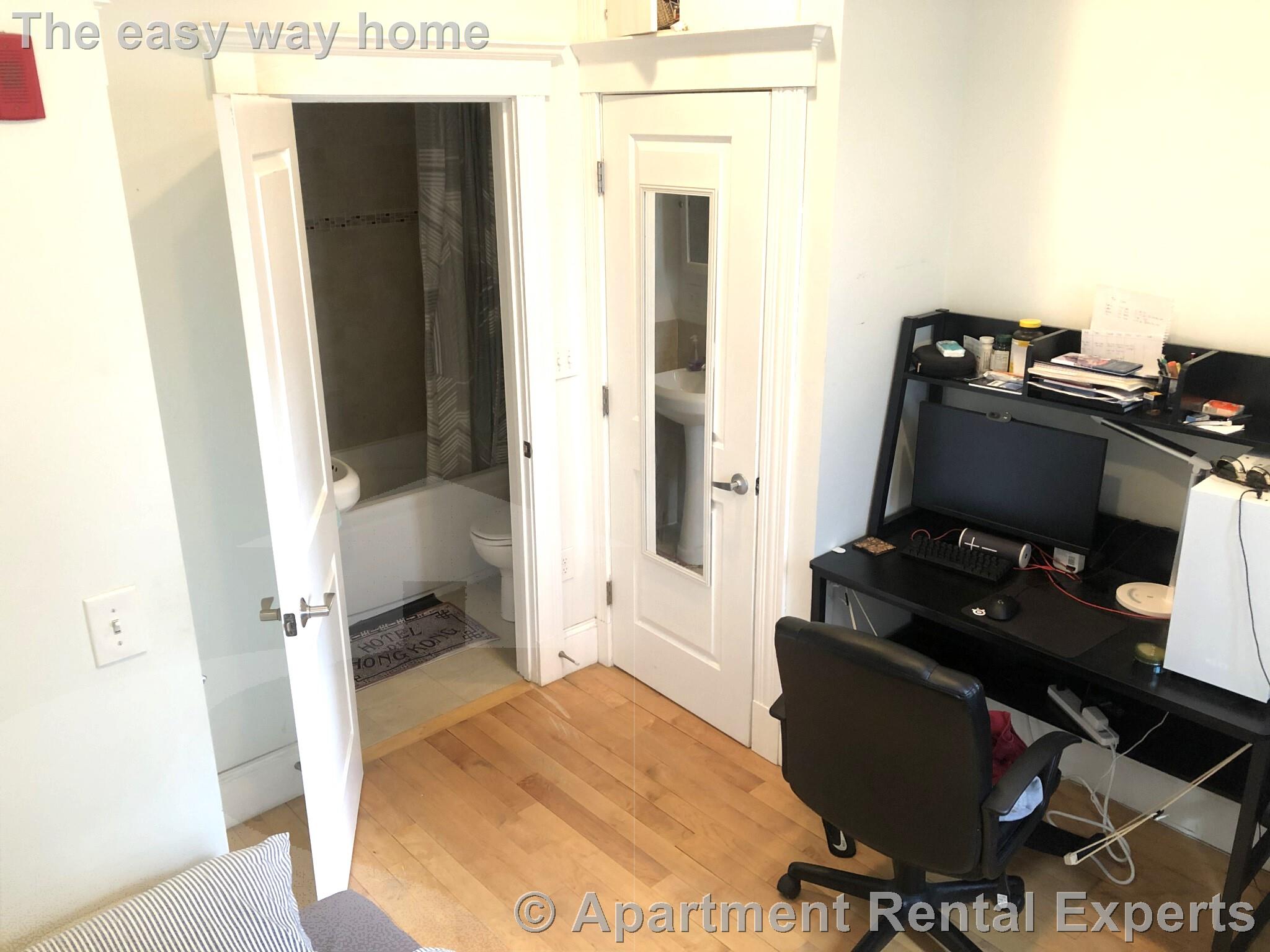 3 bed, 3 bath apartment for rent at 156 Magazine St Unit 5, Cambridgeport — photo 6 of 11