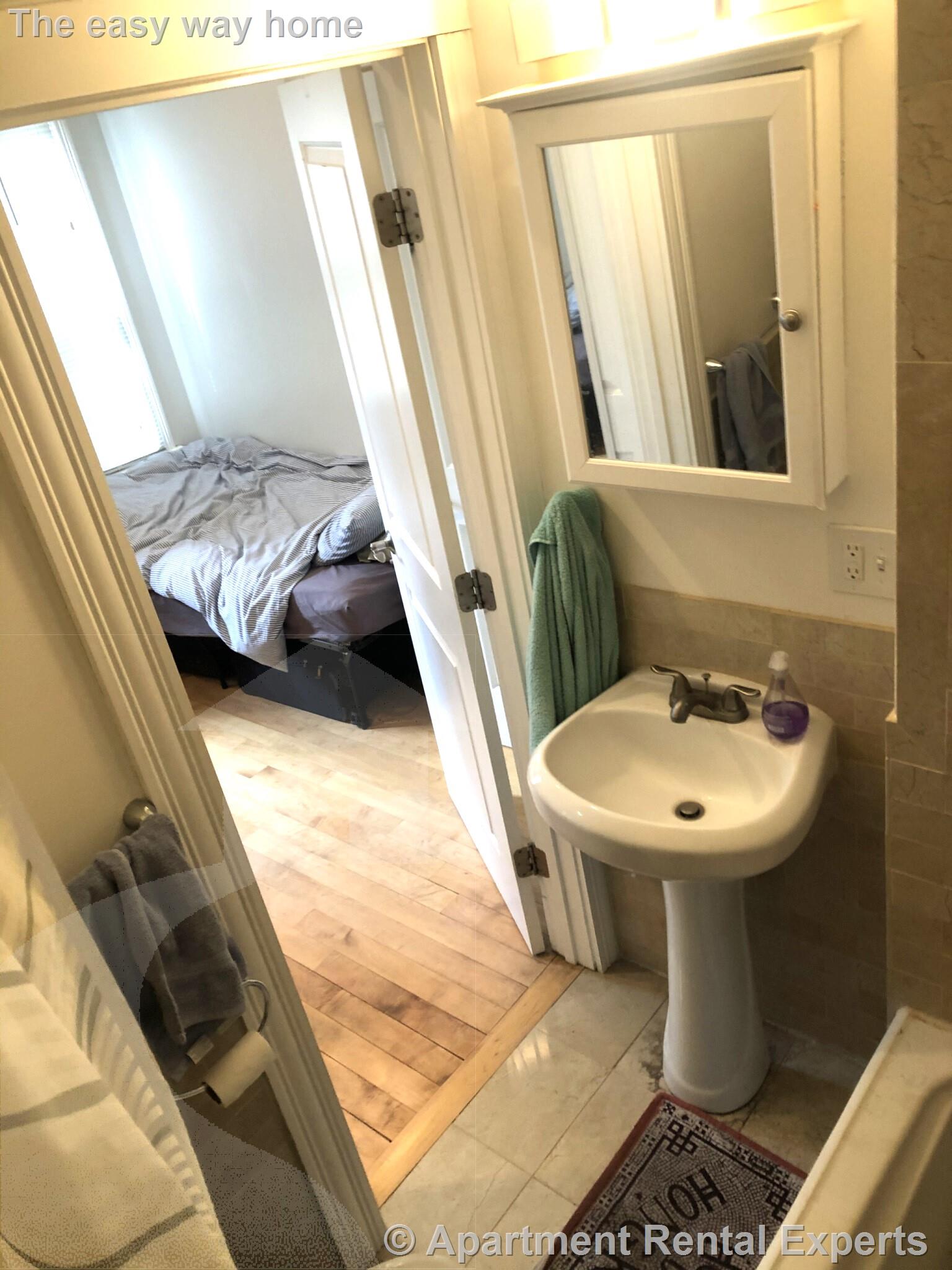 3 bed, 3 bath apartment for rent at 156 Magazine St Unit 5, Cambridgeport — photo 3 of 11