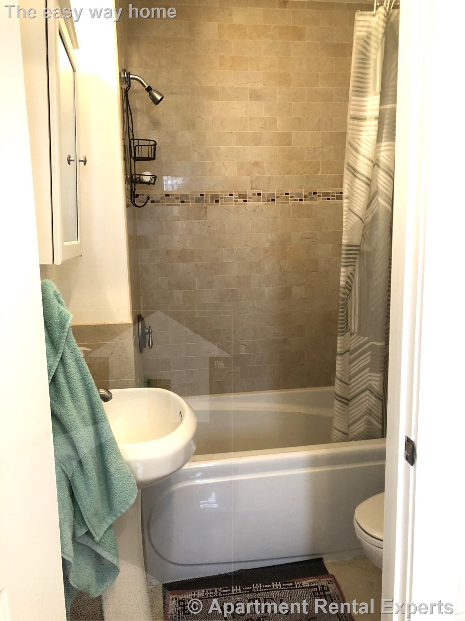 3 bed, 3 bath apartment for rent at 156 Magazine St Unit 5, Cambridgeport — photo 5 of 11