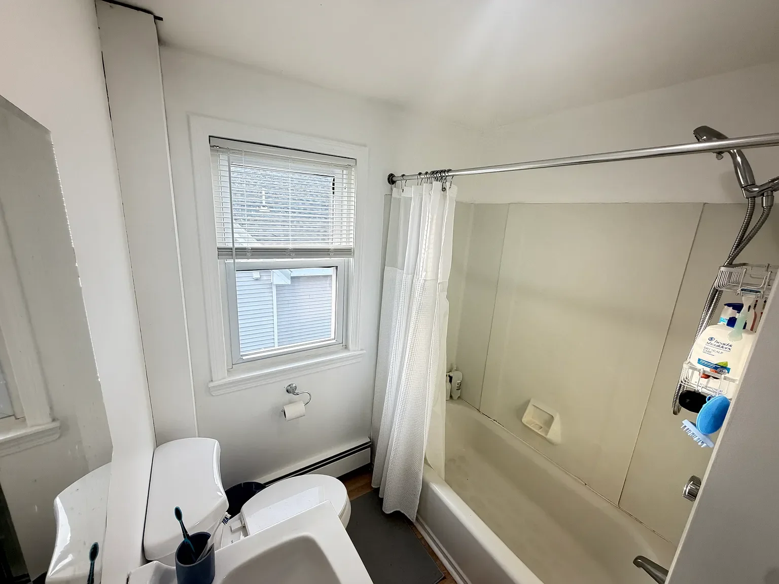1 bed, 1 bath apartment for rent at 156 Morrison Ave Unit 3, Powder House Square — photo 15 of 17