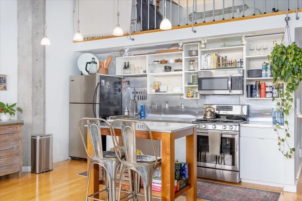 1 bed, 1 bath apartment for rent at 156 Porter St Unit 112, East Boston — photo 4 of 36