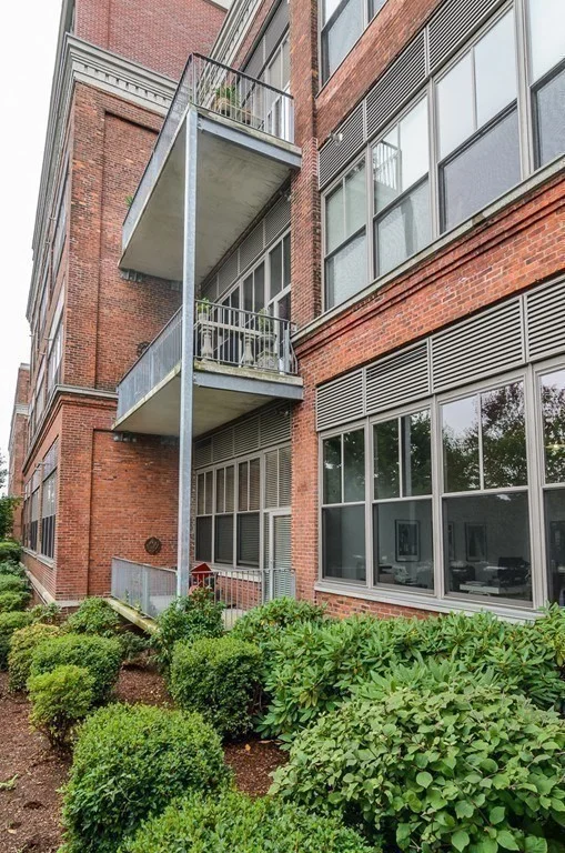 1 bed, 1 bath apartment for rent at 156 Porter St Unit 143, East Boston — photo 14 of 31