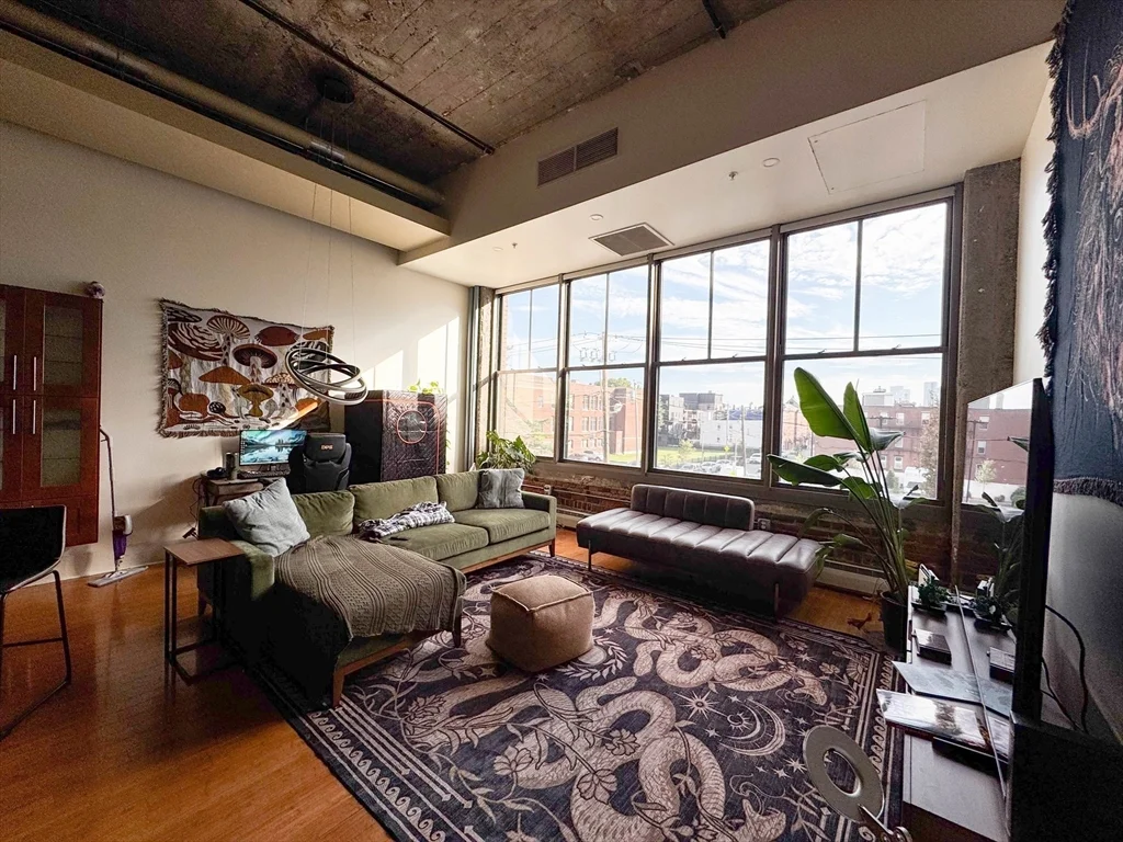 1 bed, 1 bath apartment for rent at 156 Porter St Unit 206, East Boston — photo 3 of 11