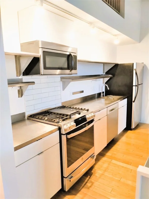 2 bed, 1 bath apartment for rent at 156 Porter St Unit 333, East Boston — photo 3 of 18