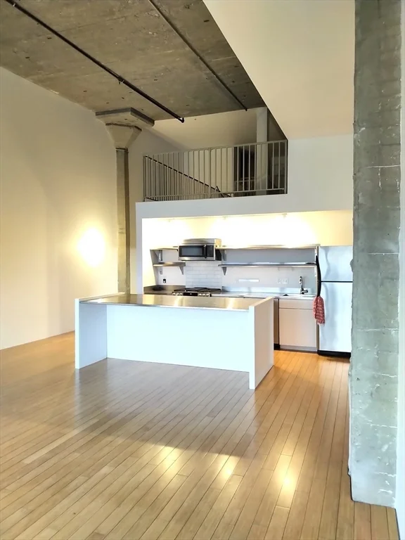 2 bed, 1 bath apartment for rent at 156 Porter St Unit 333, East Boston — photo 5 of 18