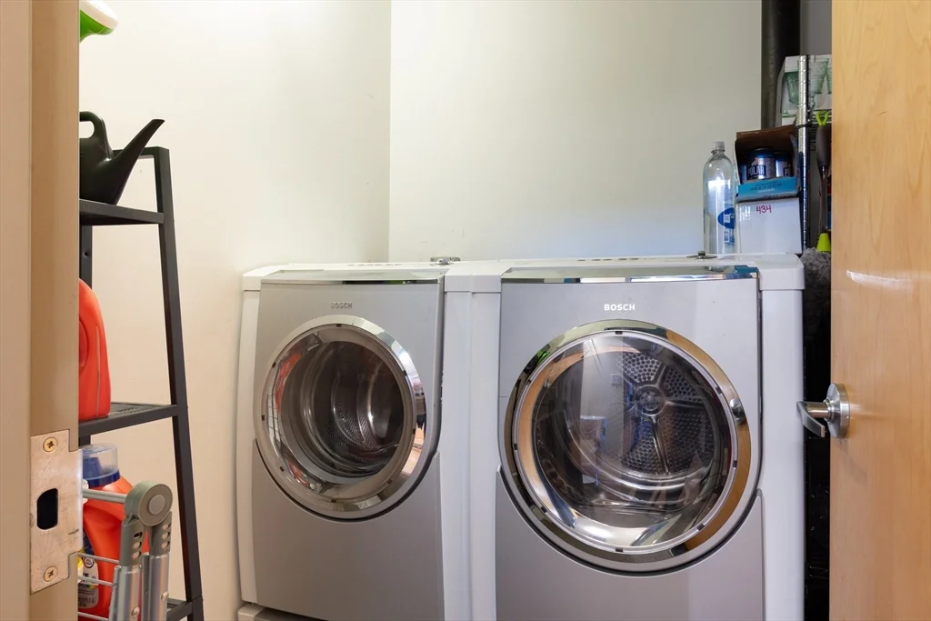 1 bed, 2 bath apartment for rent at 156 Porter St Unit 434, East Boston — photo 15 of 40