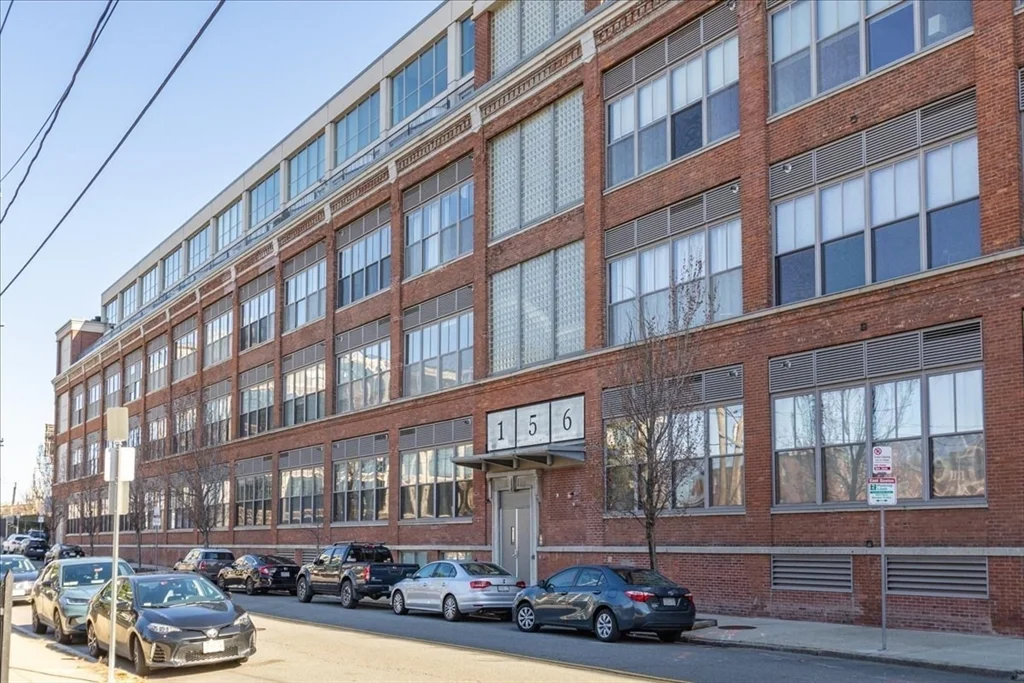1 bed, 2 bath apartment for rent at 156 Porter St Unit 434, East Boston — photo 24 of 40