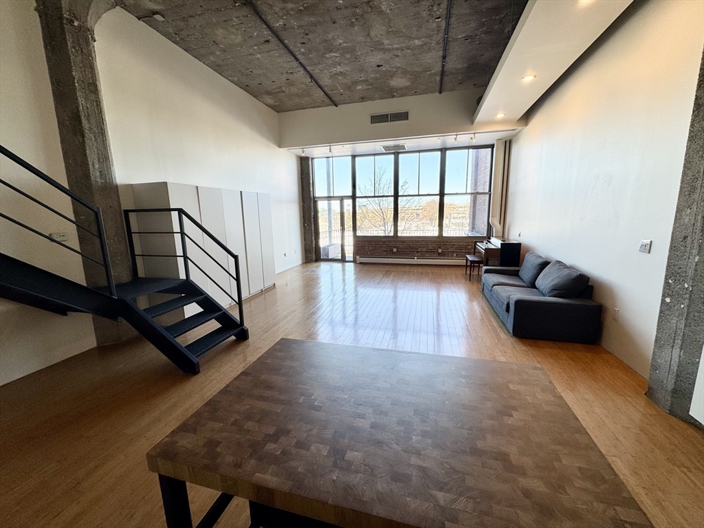 1 bed, 1 bath apartment for rent at 156 Porter Unit 219, East Boston — photo 11 of 23