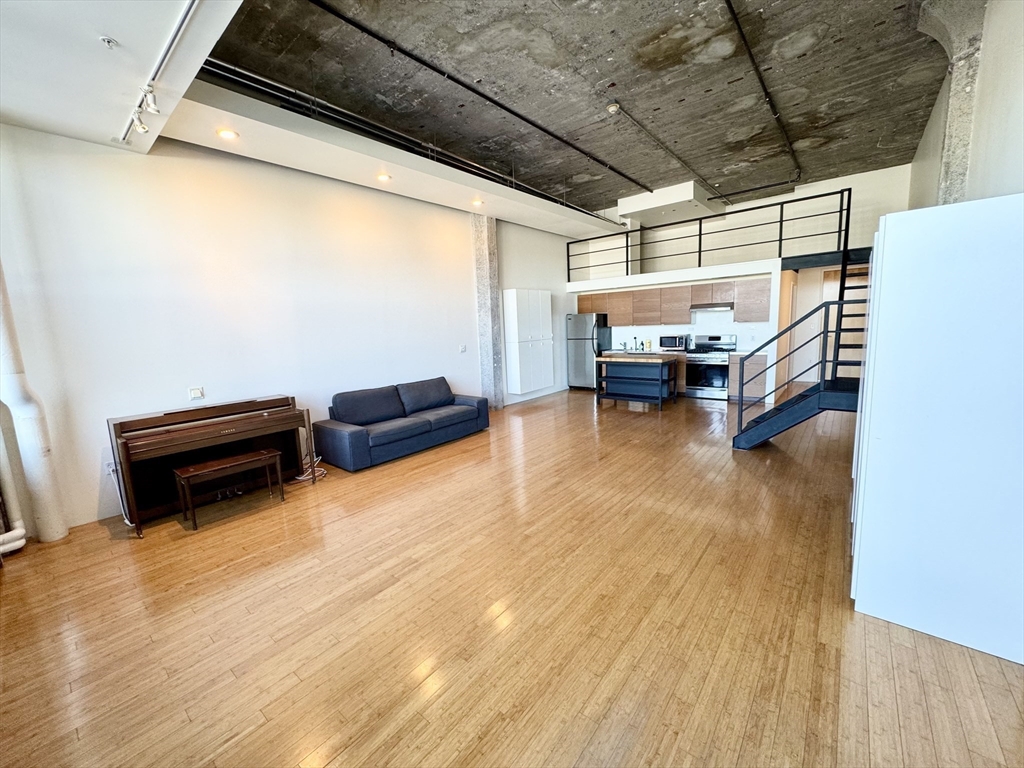 1 bed, 1 bath apartment for rent at 156 Porter Unit 219, East Boston — photo 7 of 23