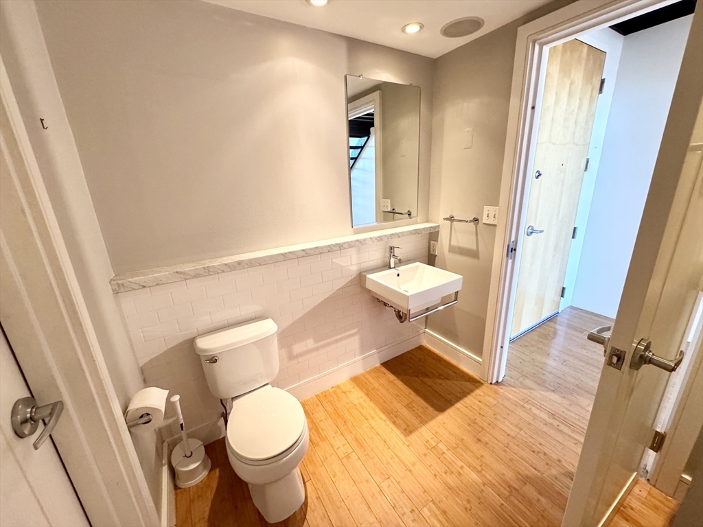1 bed, 1 bath apartment for rent at 156 Porter Unit 219, East Boston — photo 18 of 23