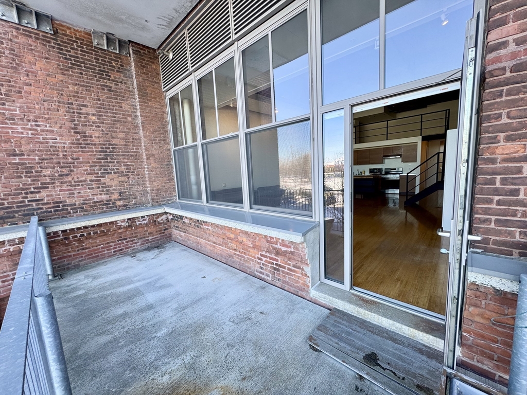1 bed, 1 bath apartment for rent at 156 Porter Unit 219, East Boston — photo 15 of 23
