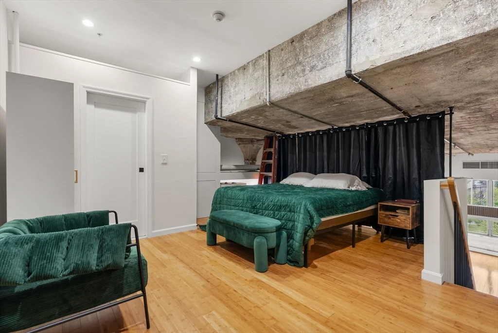 2 bed, 2 bath apartment for rent at 156 Porter Unit 309, East Boston — photo 7 of 9