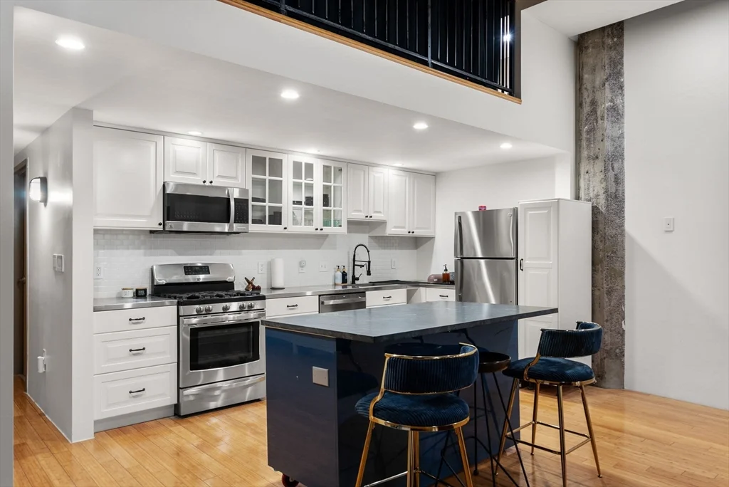 2 bed, 2 bath apartment for rent at 156 Porter Unit 309, East Boston — photo 2 of 9