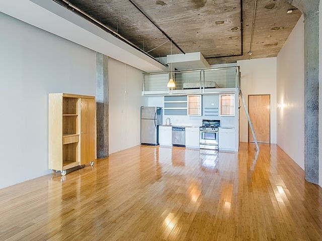 Studio bed, 1 bath apartment for rent at 156 Porter Unit Street, Boston — photo 2 of 14