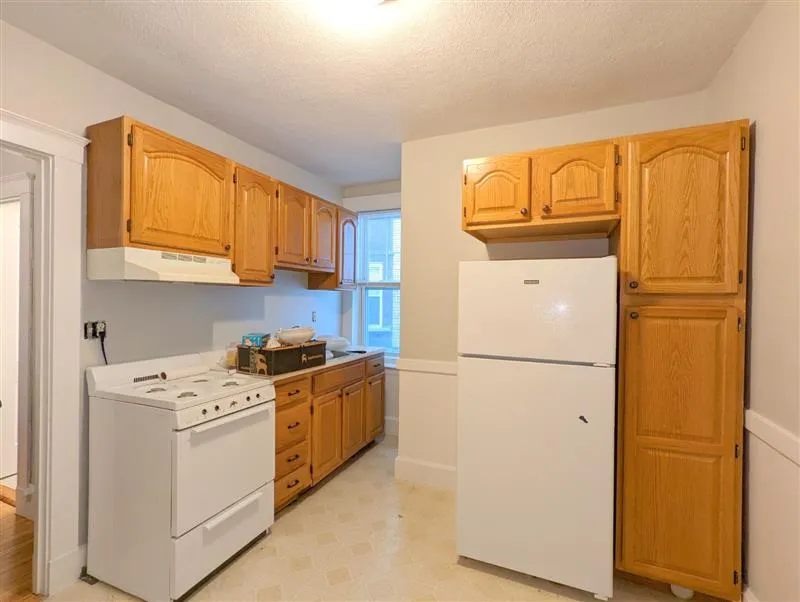 1 bed, 1 bath apartment for rent at 156 Summer St Unit 115, Spring Hill — photo 5 of 12