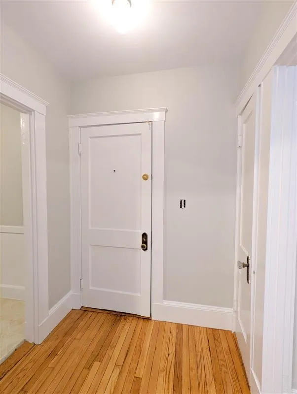 1 bed, 1 bath apartment for rent at 156 Summer St Unit 115, Spring Hill — photo 3 of 12