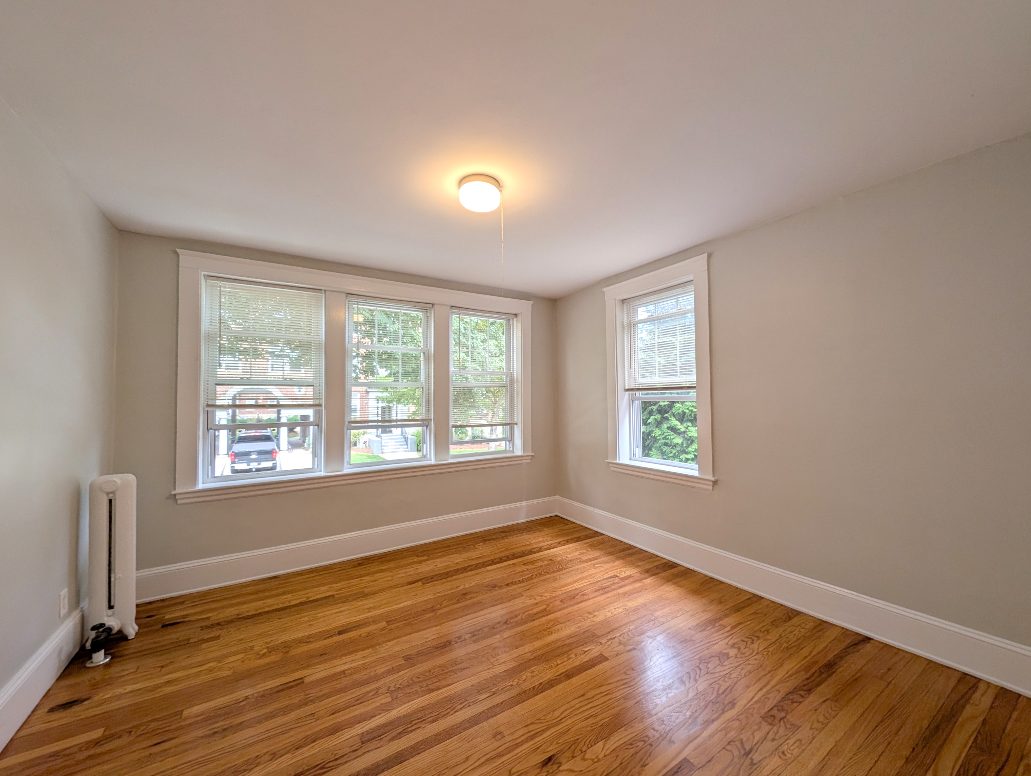 1.5 bed, 1 bath apartment for rent at 156 Summer St Unit 410, Spring Hill — photo 9 of 12
