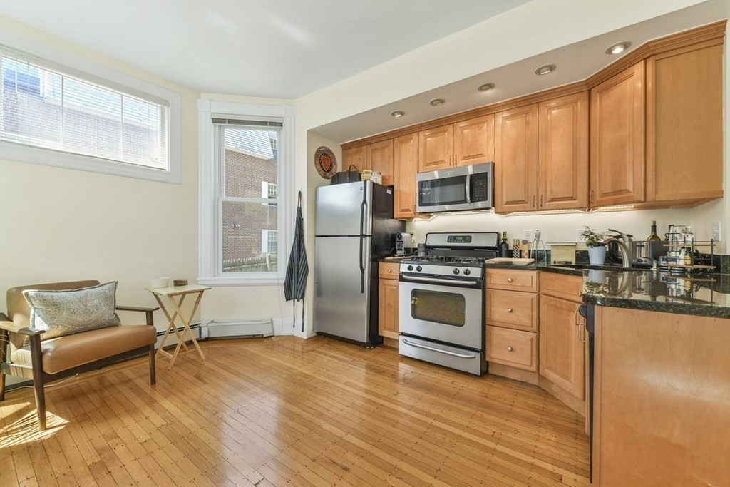 1 bed, 1 bath apartment for rent at 156 Sycamore St Unit 1, Winter Hill — photo 10 of 22