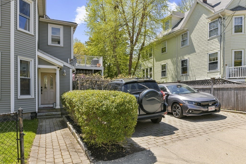 1 bed, 1 bath apartment for rent at 156 Sycamore St Unit 1, Winter Hill — photo 15 of 22