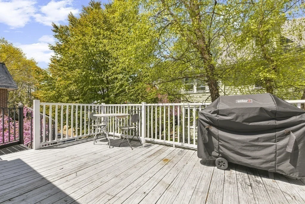 4 bed, 1 bath apartment for rent at 156 Sycamore St Unit 3, Winter Hill — photo 14 of 29