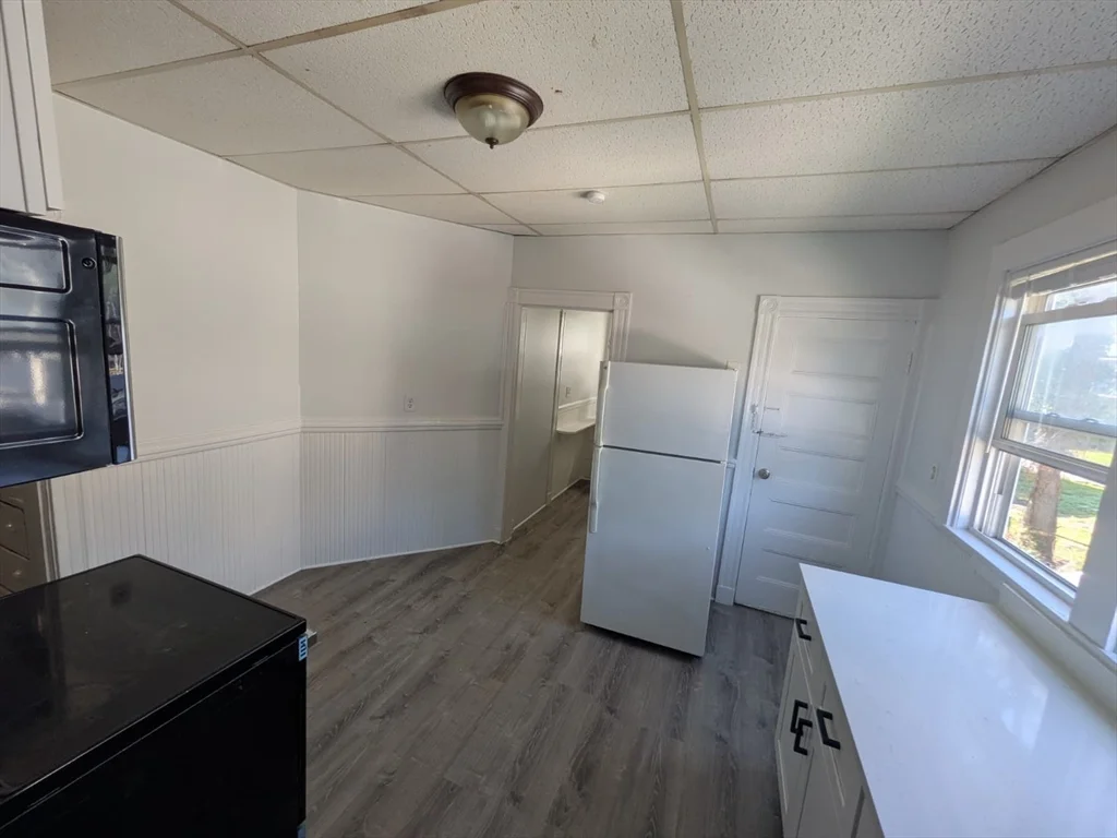 3 bed, 1 bath apartment for rent at 156 Talbot Ave Unit 2, Dorchester — photo 5 of 23