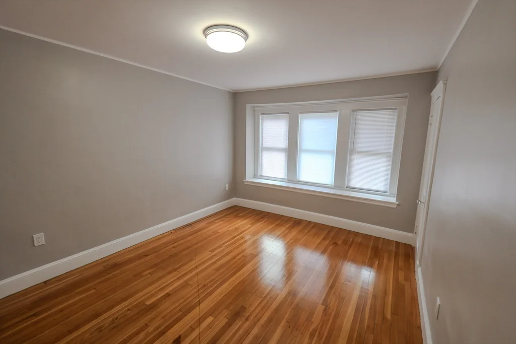 3 bed, 1 bath apartment for rent at 156 Train St Unit 1, Dorchester — photo 17 of 26
