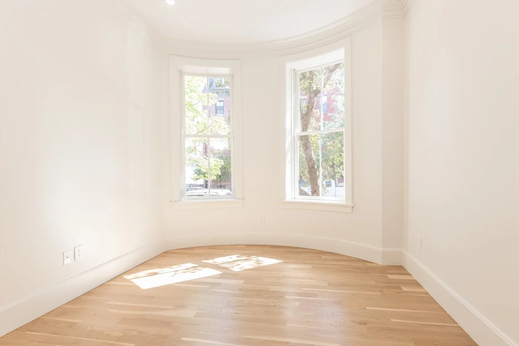 2 bed, 2 bath apartment for rent at 156 W Concord St Unit 1, South End — photo 14 of 17