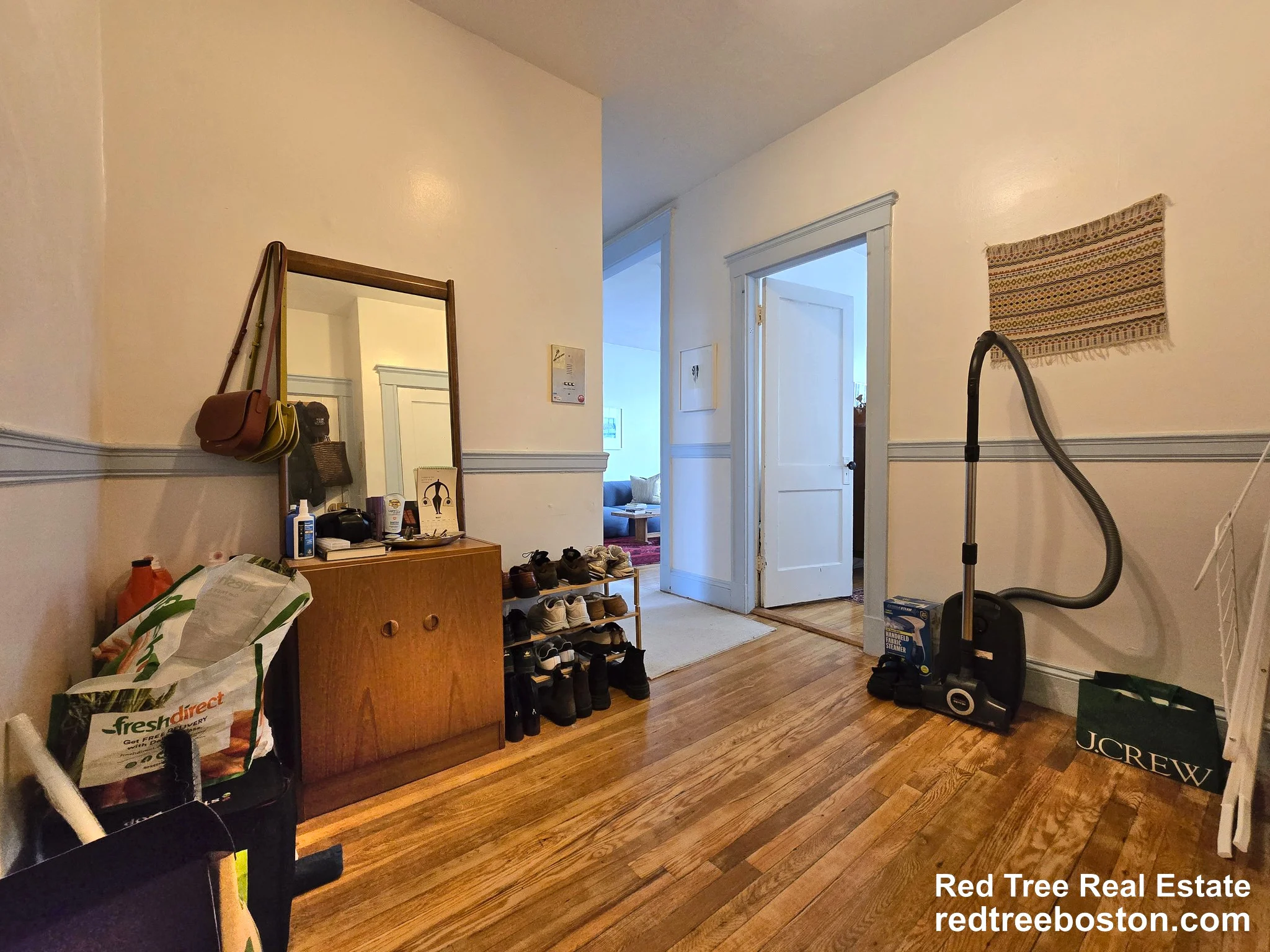 1 bed, 1 bath apartment for rent at 1560 Commonwealth Ave Unit 8, Brighton — photo 4 of 7