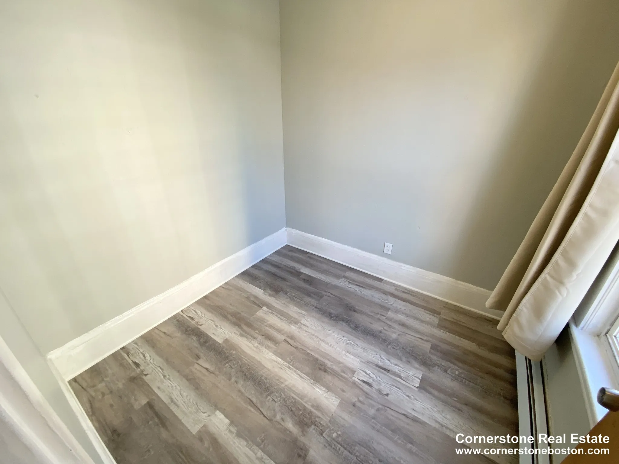 3 bed, 1 bath apartment for rent at 1562 Tremont St Unit 2, Mission Hill — photo 15 of 16