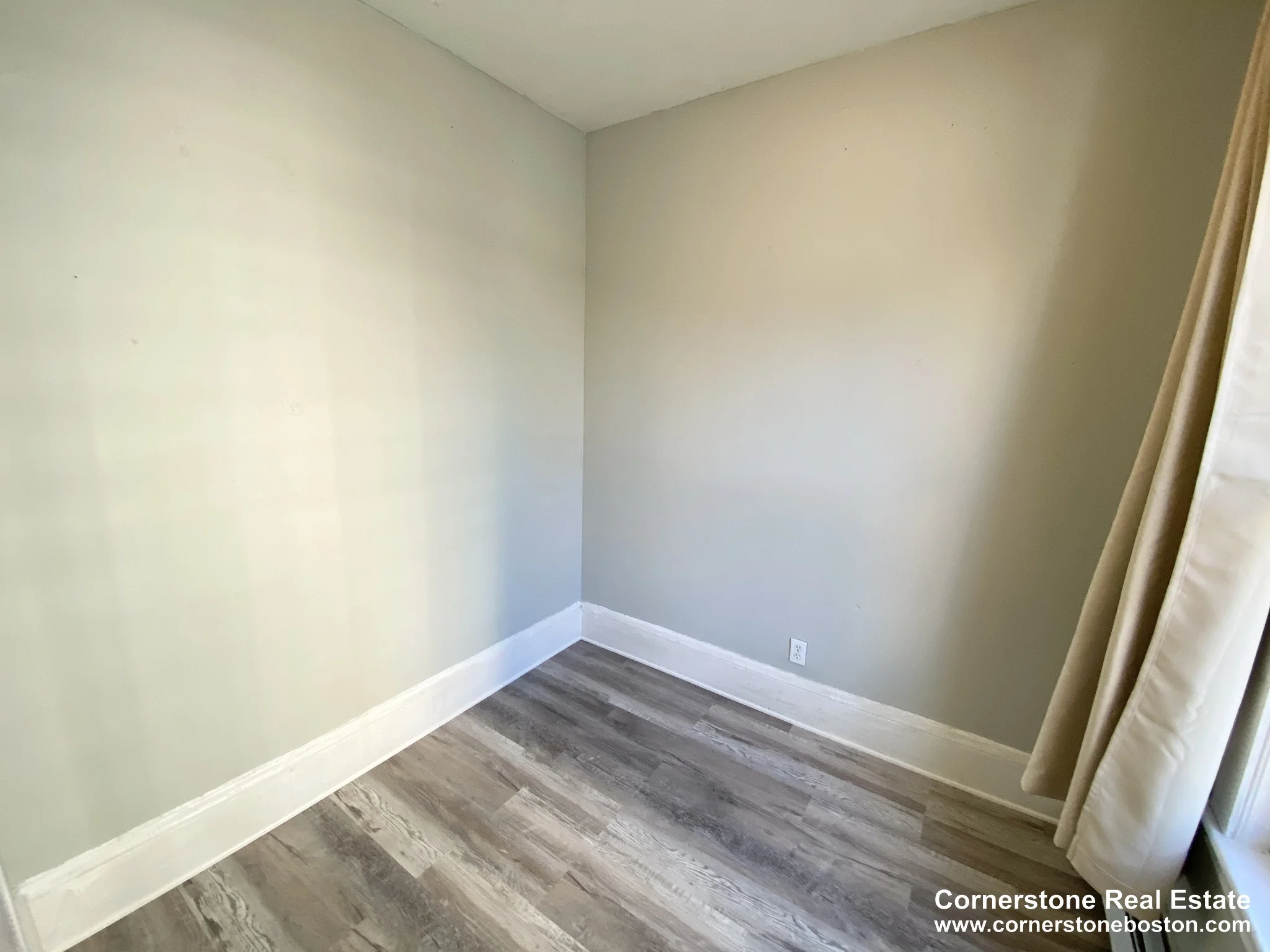 3 bed, 1 bath apartment for rent at 1562 Tremont St Unit 2, Mission Hill — photo 16 of 16