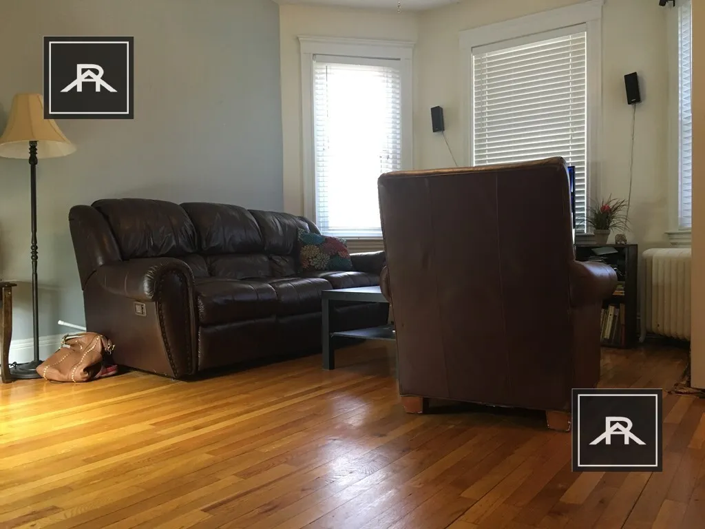 1 bed, 1 bath apartment for rent at 1564 Commonwealth Ave Unit 1, Brighton — photo 2 of 12